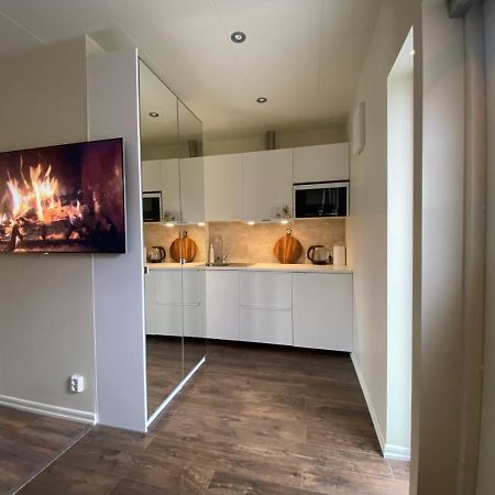Cozy Modern Studio Apartment Stay Falkenberg Esterno foto